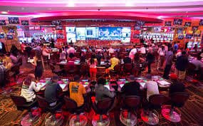 Studio dealer langsung ktvslot dengan multi-kamera HD